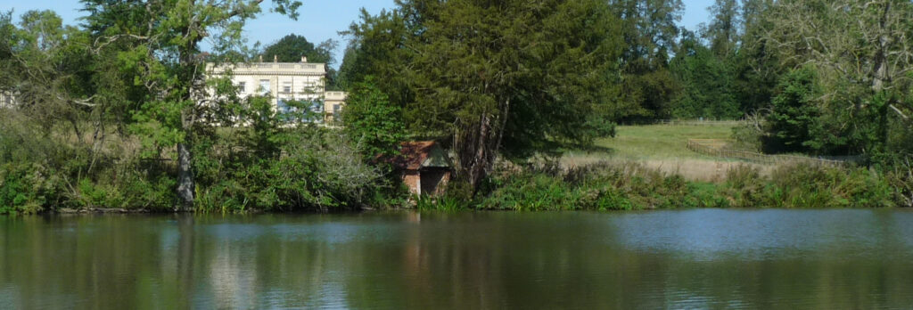 Estate Lake Knowle