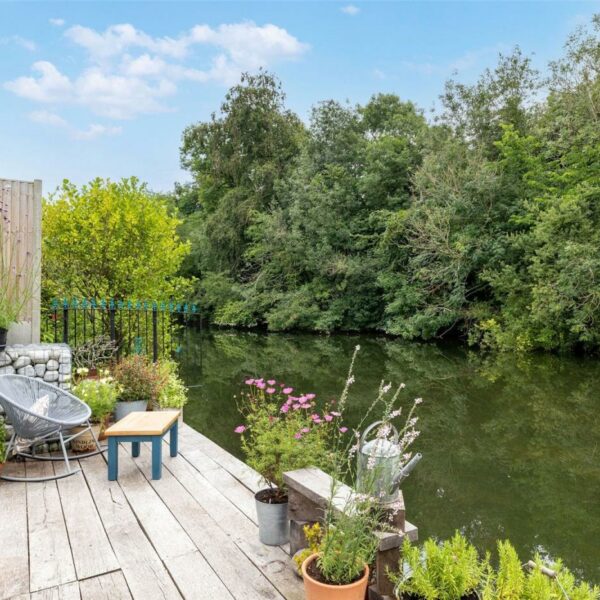 For sale. Anglers Cottage with fishing rights in Ludlow