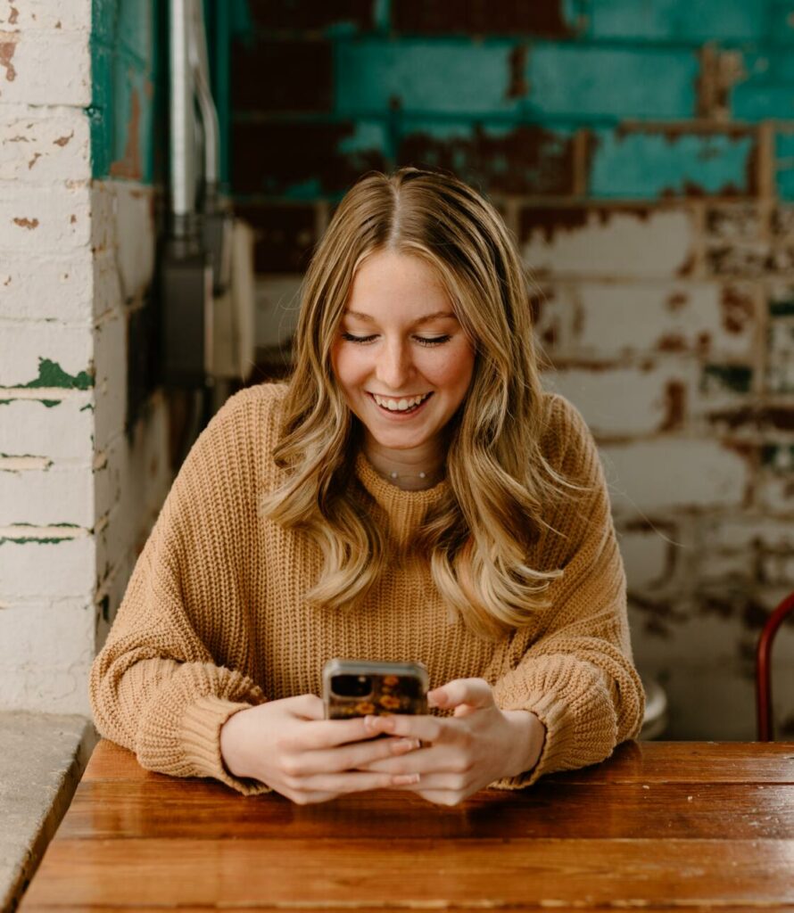 Girl reading email