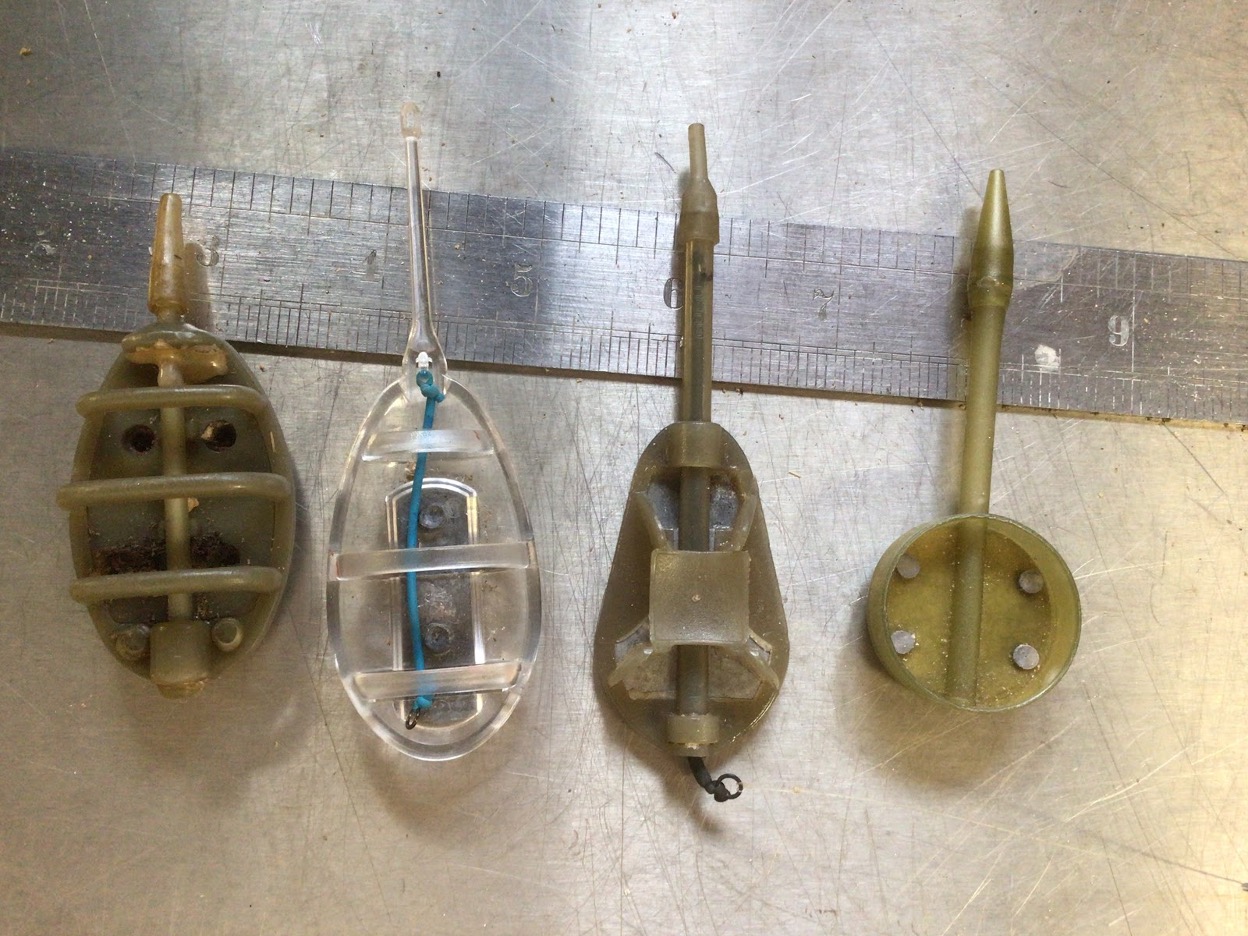 Various feeders for fishing the method.