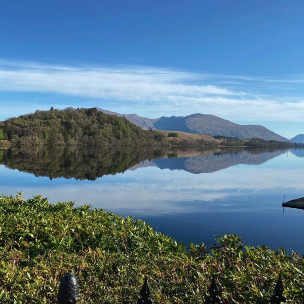 Situated on the banks of Loch Awe, Portsonachan offers the opportunity to combine a holiday in stunning Scottish scenery with a wealth of opportunities for coarse and game fishing, golf vacations, sailing on the loch or simply discovering the West Highlands.