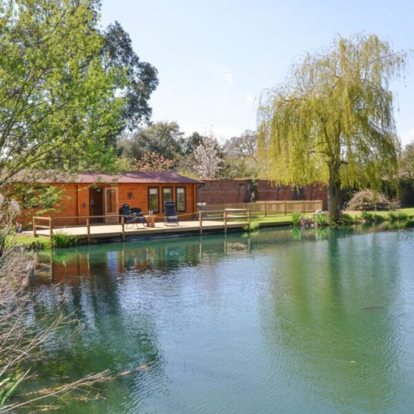 Rookery Lakes Cabin in rural Norfolk offers two private lakes with fishing for carp to 35lbs plus silvers