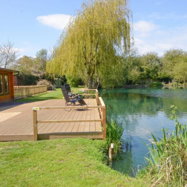 Rookery Lakes Cabin in rural Norfolk offers two private lakes with fishing for carp to 35lbs plus silvers