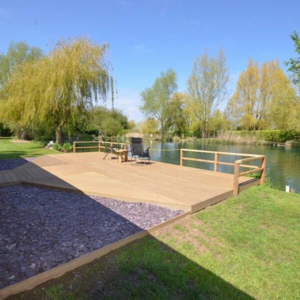 Rookery Lakes Cabin in rural Norfolk offers two private lakes with fishing for carp to 35lbs plus silvers