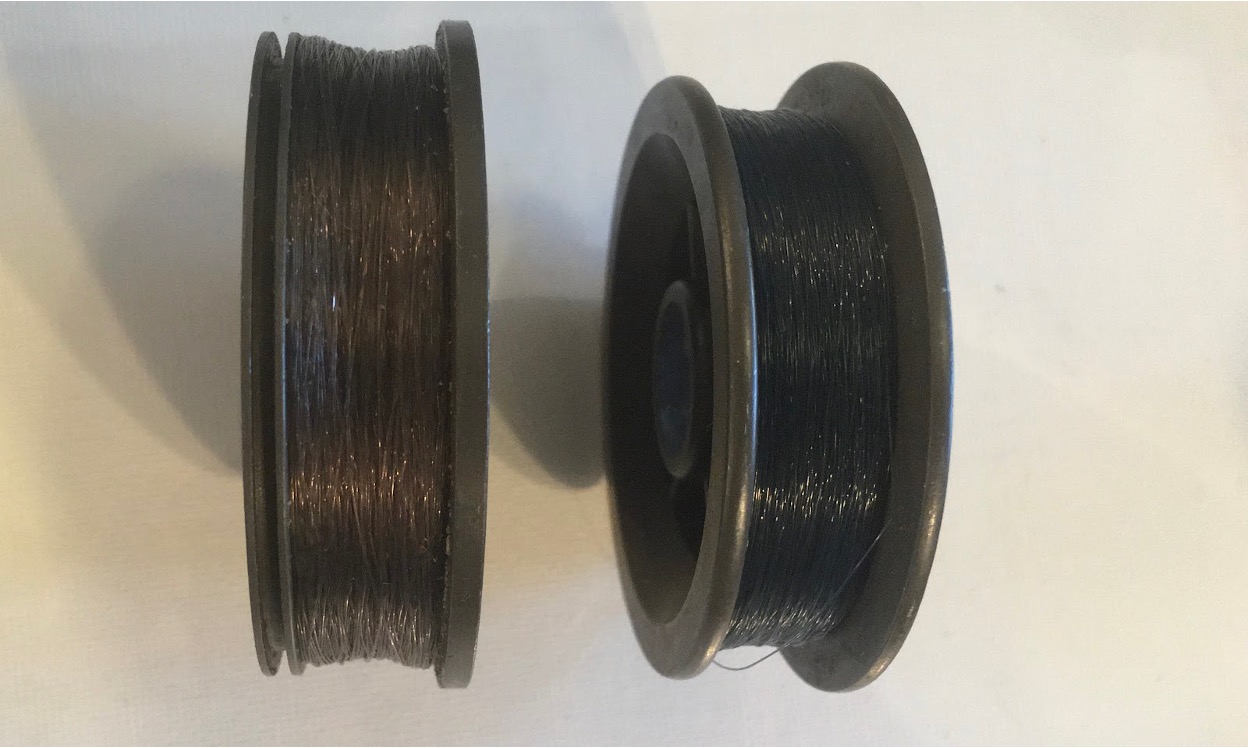 Two spools, one with a groove for a chenille line guard (on the left) and one on the right without a groove. The chenille is missing from this spool as I am in the process of replacing it, but I thought it would be helpful to show the location where it fits. *** Note the Goldmax reels were originally not fitted with a chenille line guard, they had a new ‘improved’ design of seal made of a rubber band with fingers that were supposed to rub against the inside of the rotor. Unfortunately, the material used proved to be less robust than the design and the rubber perished with alarming rapidity. Original line guards are no longer available (I believe) and the spools now need to have a small hole drilled into them to enable a chenille to be fitted. It is an easy enough job and done properly can bring a Goldmax back to life.